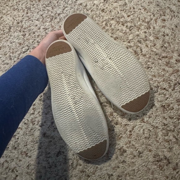 Cole Haan white sneakers - Picture 4 of 9